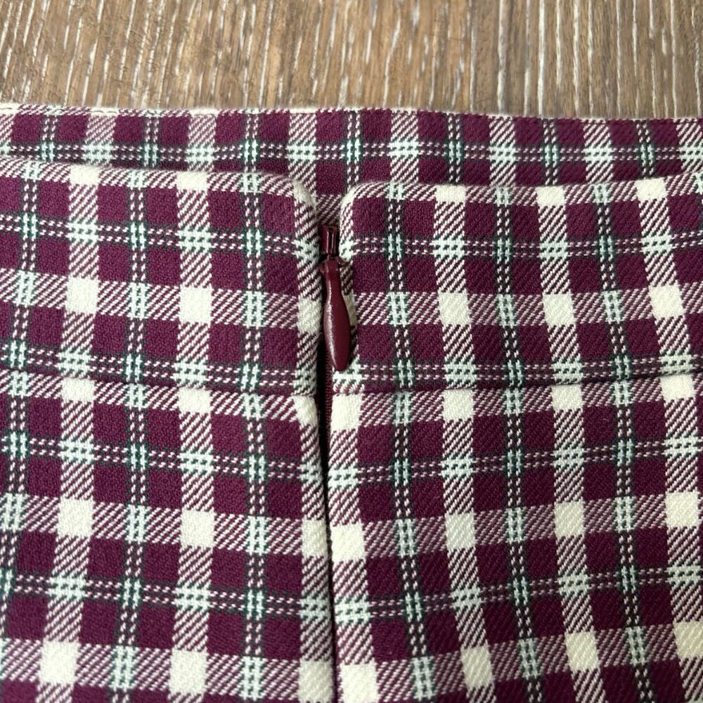 NWOT Burberry Checked Pattern Mini Skirt - Size US 8 - Picture 6 of 8